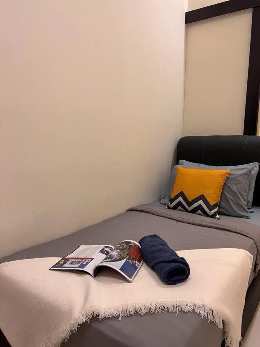 Modern Suites At Arte Mont Kiara By Iconique Kuala Lumpur Luaran gambar