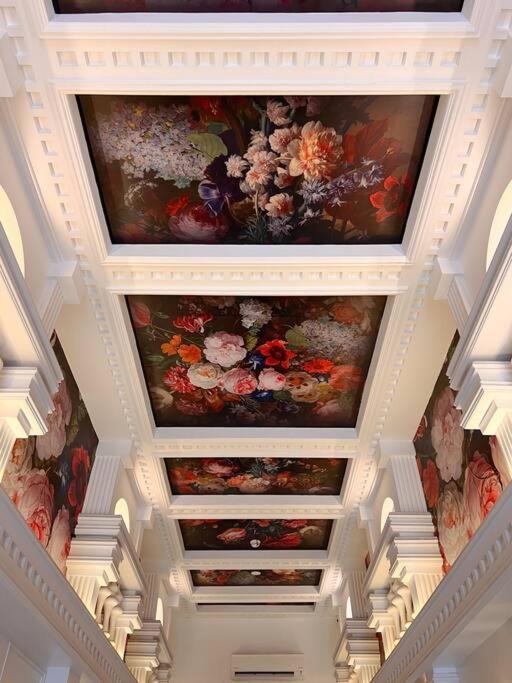 Modern Suites At Arte Mont Kiara By Iconique Kuala Lumpur Luaran gambar
