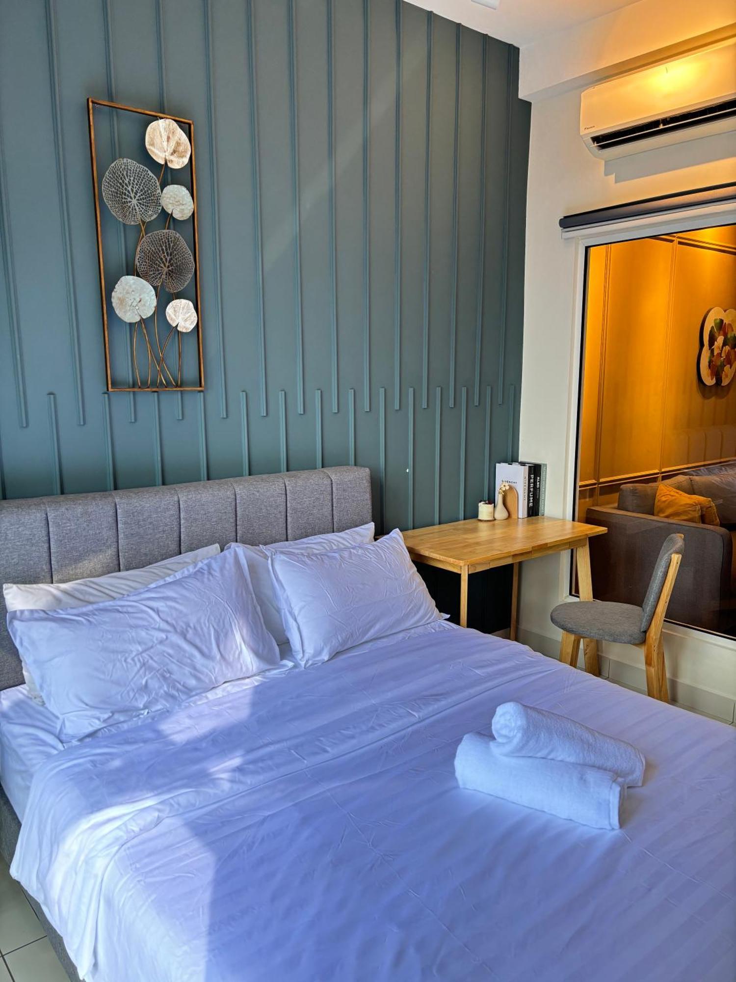 Modern Suites At Arte Mont Kiara By Iconique Kuala Lumpur Bilik gambar