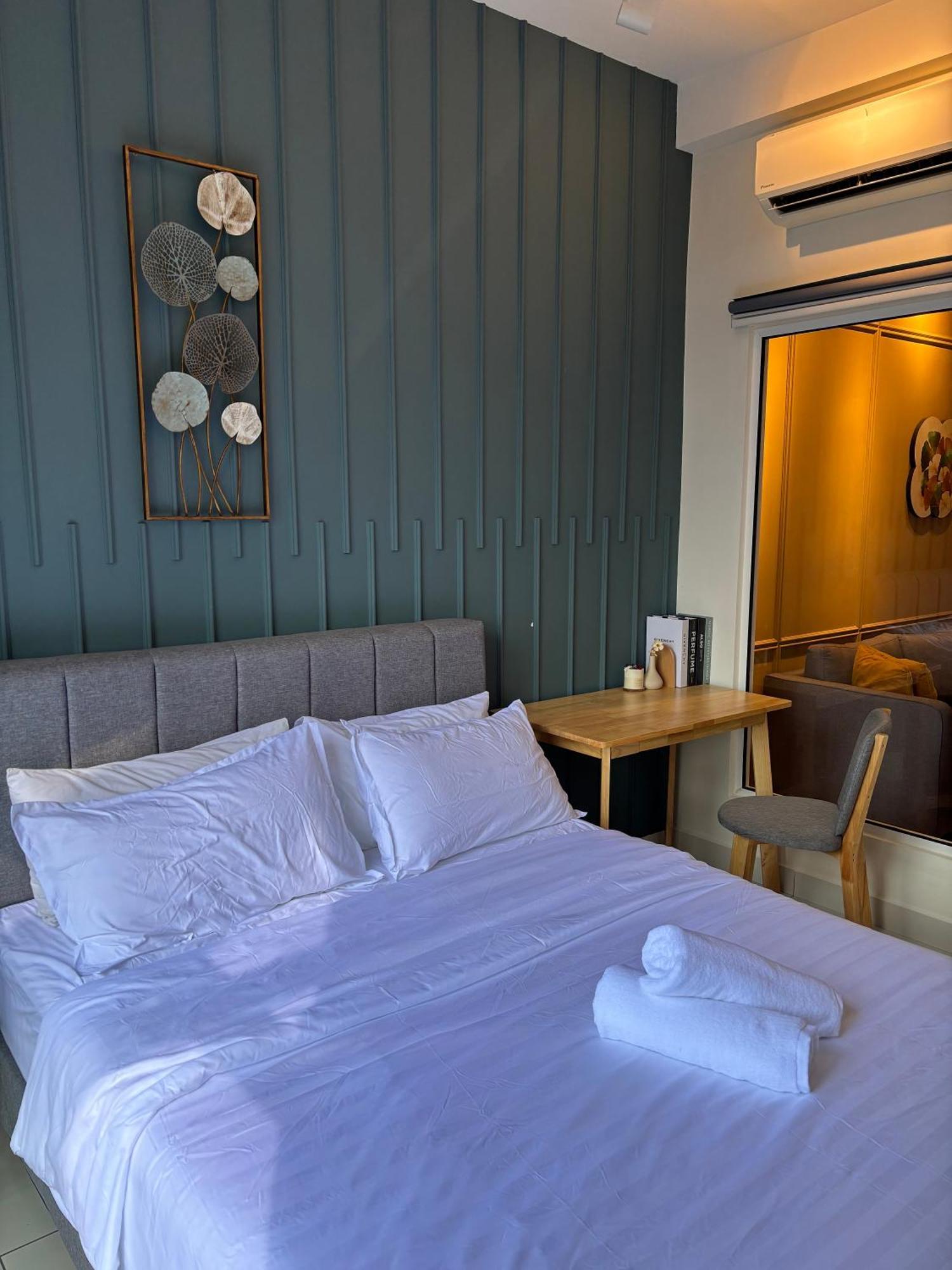 Modern Suites At Arte Mont Kiara By Iconique Kuala Lumpur Bilik gambar